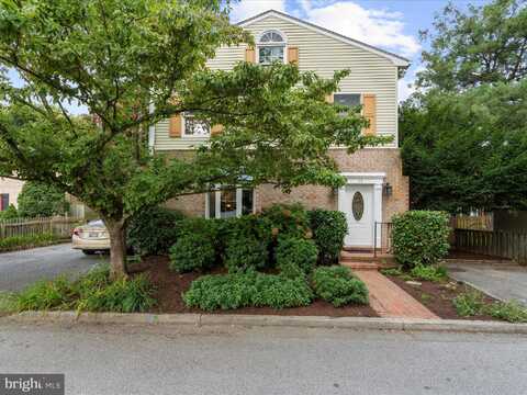 13 N THOROUGHGOOD LANE, EASTON, MD 21601