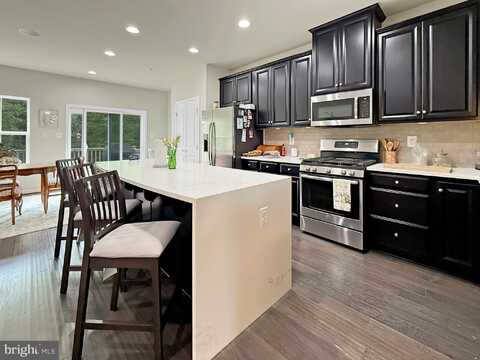 536 WILLOW BEND DRIVE, GLEN BURNIE, MD 21060