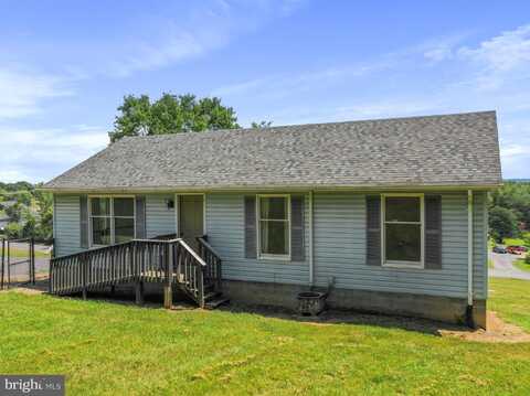 20 CONSERVATIVE LANE, HEDGESVILLE, WV 25427