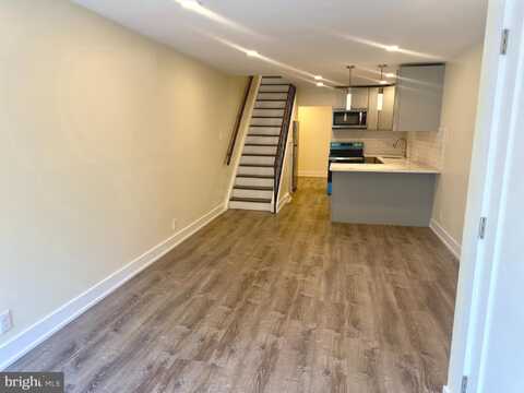 567 SUMMIT HOUSE, WEST CHESTER, PA 19382