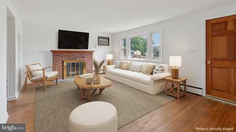 43 OAK LANE, ROYERSFORD, PA 19468