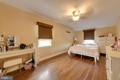 289 FRIENDSHIP, DREXEL HILL, PA 19026