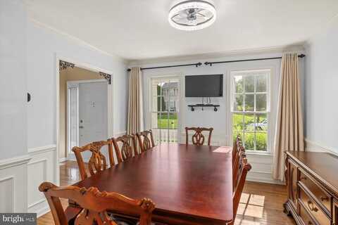 28 ROLLINGSIDE DRIVE, FREDERICKSBURG, VA 22406