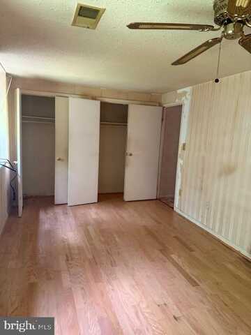1709 DUTCH VILLAGE DRIVE, LANDOVER, MD 20785