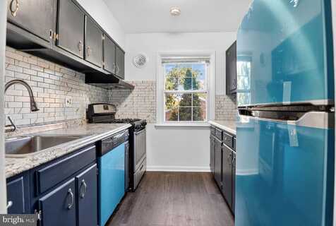 9483 FAIRFAX BOULEVARD, FAIRFAX, VA 22031