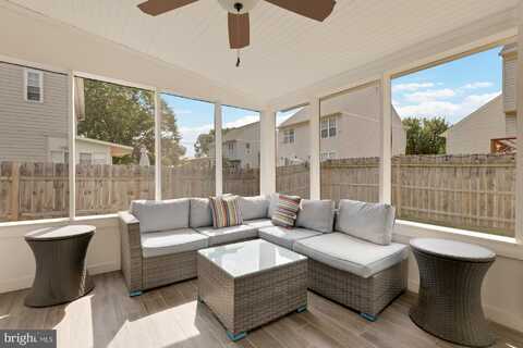 1725 DOUGLAS STREET NE, WASHINGTON, DC 20018