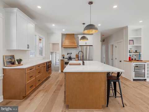 28 CYPRESS CREEK ROAD, SEVERNA PARK, MD 21146