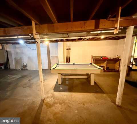 2414 E SHERMAN AVENUE, VINELAND, NJ 08361