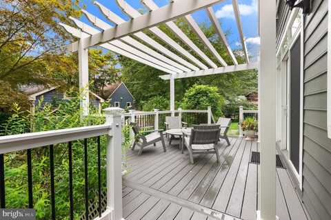 90 CHAPMAN AVENUE, DOYLESTOWN, PA 18901