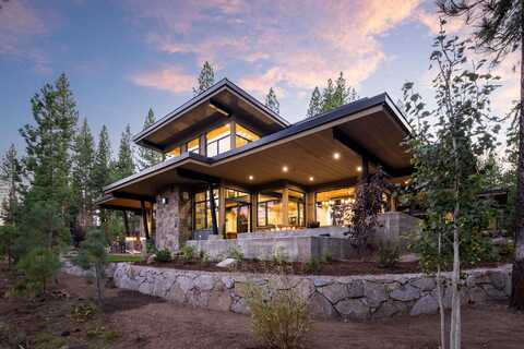 130 James Reed, Truckee, CA 96161