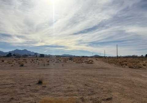 N Pinal, Kingman, AZ 86409