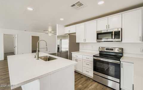 8110 E 4th Avenue, Mesa, AZ 85208