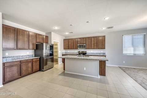 8410 W PALMAIRE Avenue, Glendale, AZ 85305