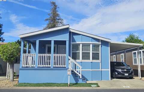 3231 Vineyard Ave, Pleasanton, CA 94566