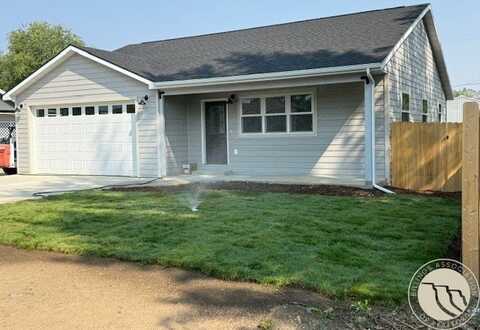 632 E 4th Ave N, Columbus, MT 59019