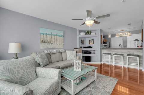 80 Paddle Boat Lane, Hilton Head Island, SC 29928