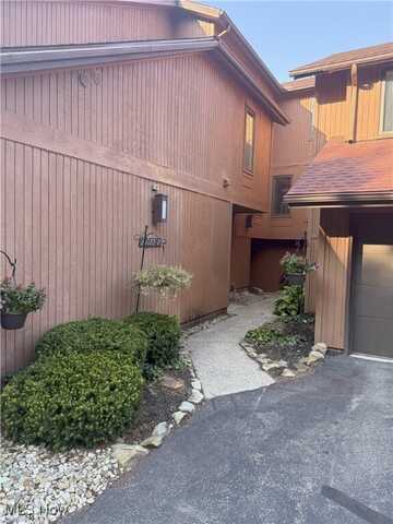 25076 MILL RIVER ROAD, OLMSTED FALLS, OH 44138