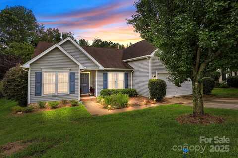 1433 Moss Creek Drive, Harrisburg, NC 28075