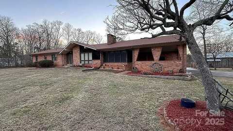 9188 Hwy 8, Lexington, NC 27292
