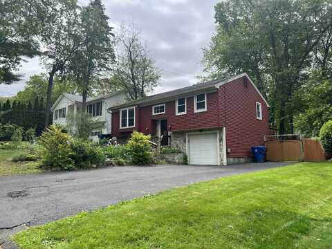 61 Litchfield Road, Farmington, CT 06085