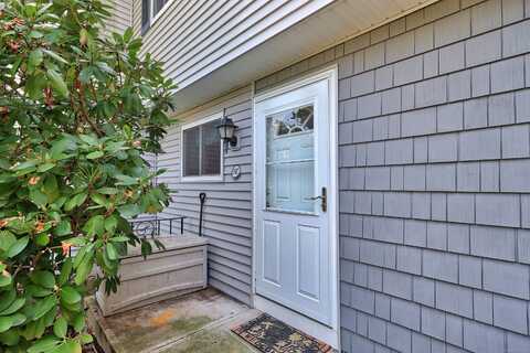 16 Seymour Road, East Granby, CT 06026