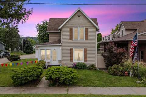 616 Elk, Sabula, IA 52070