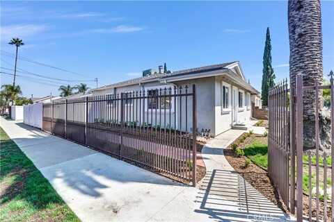 6556 Teesdale Avenue, North Hollywood, CA 91606