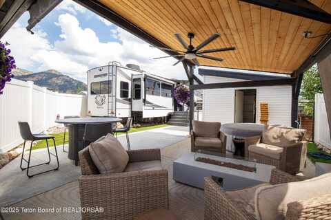 925 WHIFFLE TREE Drive, Star Valley Ranch, WY 83127