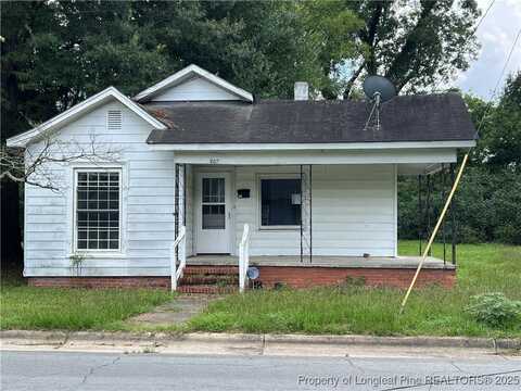 807 Mckoy Street, Clinton, NC 28328