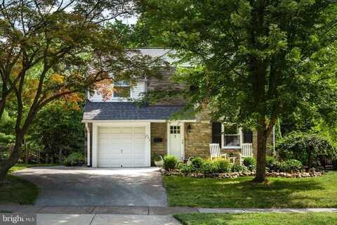 228 LEE CIRCLE, BRYN MAWR, PA 19010