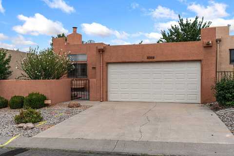 8305 DELLA Road NE, Albuquerque, NM 87109