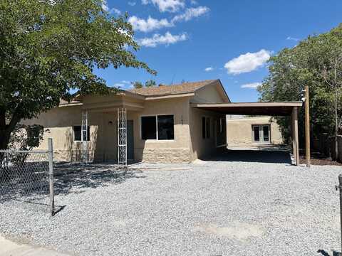 147 HILTON Avenue NW, Albuquerque, NM 87107