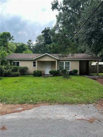 3 Lawrence Drive, Savannah, GA 31406
