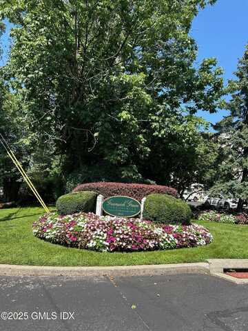 1535 E Putnam Avenue, Greenwich, CT 06836