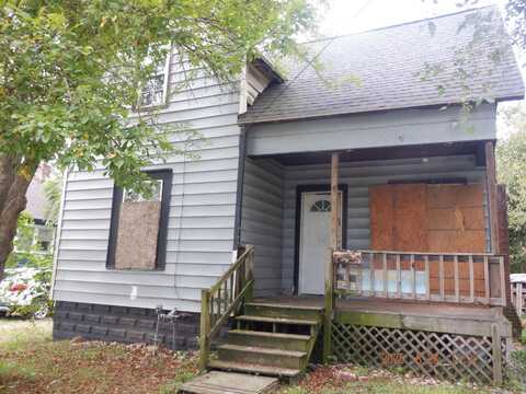 124 Middle Street, Three Rivers, MI 49093