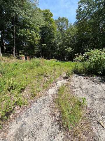 367 Amity Rd, Byram Twp., NJ 07821