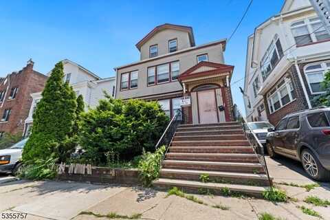 292 Goldsmith Ave, Newark, NJ 07112