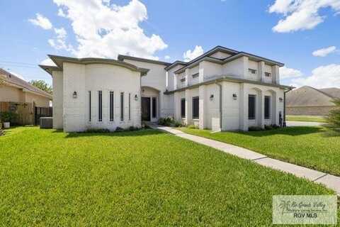 705 VINSON AVE., HARLINGEN, TX 78550