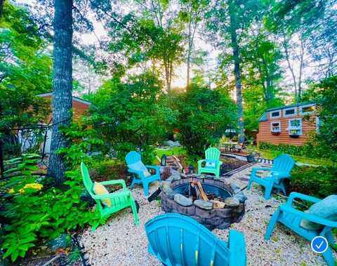 45 Tomahawk Drive, Sapphire, NC 28774