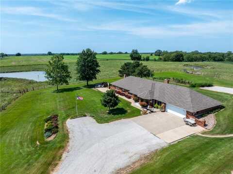 1887 NW Mill Creek Drive, Hamilton, MO 64644