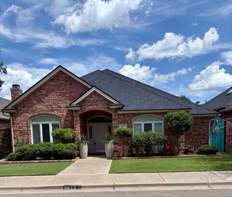9813 Salisbury Avenue, Lubbock, TX 79424