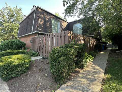 431 Darby Creek Rd Road, Lexington, KY 40509