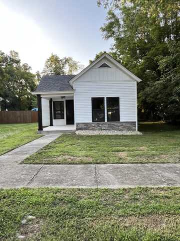 107 Elm Street, Berea, KY 40403