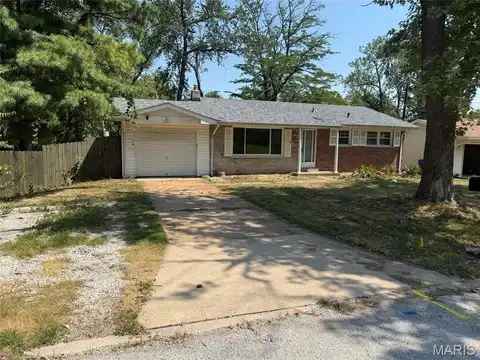 10911 Waycroff Drive, Unincorporated, MO 63114