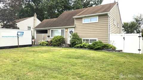 26 Oxford Road, East Brunswick, NJ 08816