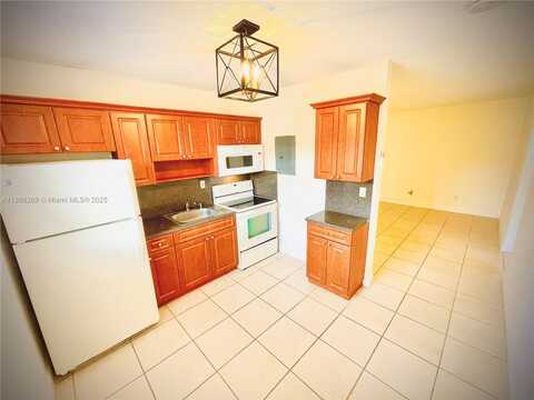 47 NW 47th Ave, Miami, FL 33126