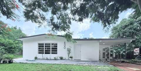 600 NE 44th St, Deerfield Beach, FL 33064