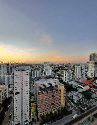 999 SW 1st Ave, Miami, FL 33130