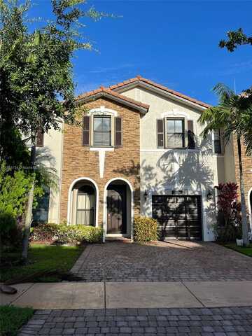 3178 NW 103rd Pl, Doral, FL 33172