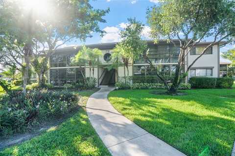 9606 W Mcnab Rd, Tamarac, FL 33321
